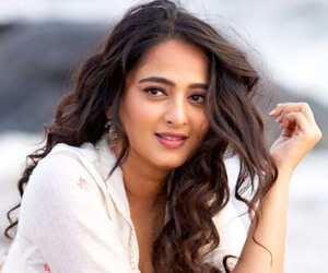 Anushka Shetty - images