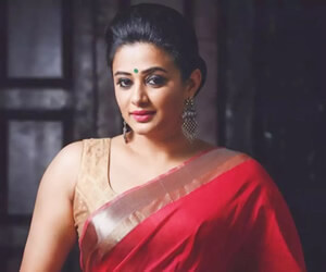 Priyamani - images
