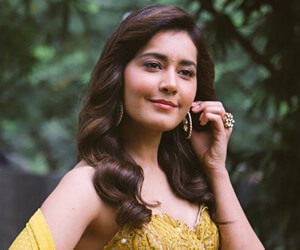 Raashii Khanna - images