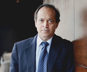 Vikram Seth - images