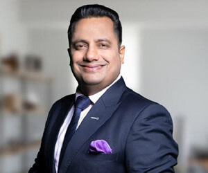 Dr. Vivek Bindra - images