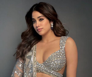 Janhvi Kapoor - images