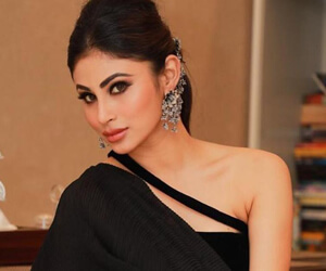 Mouni Roy - images