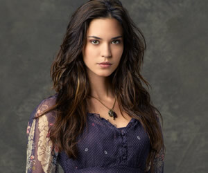Odette Annable - images