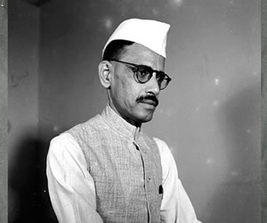 Gulzarilal Nanda - images