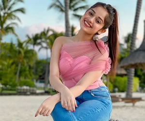 Jannat Zubair Rahmani - images