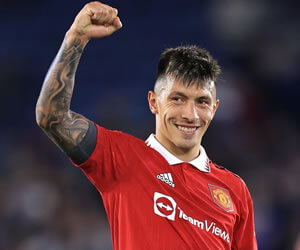 Lisandro Martínez - images