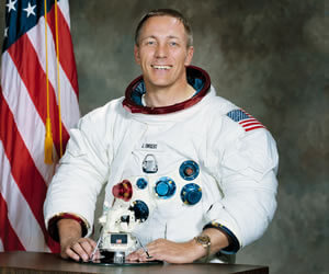 Jack Swigert - images