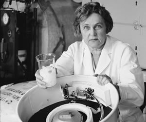 Mária Telkes - images