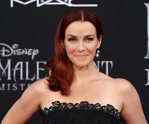 Annie Wersching - images