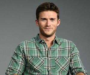 Scott Eastwood - images