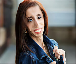 Lizzie Velásquez - images