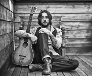 Ryan Bingham - images