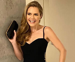 Maggie Lawson - images