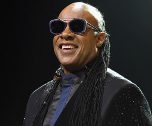 Stevie Wonder - images