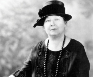 Emily Bissell - images