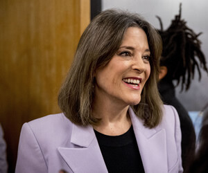 Marianne Williamson - images