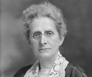 Grace Raymond Hebard - images