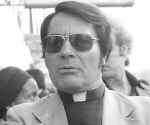 Jim Jones - images