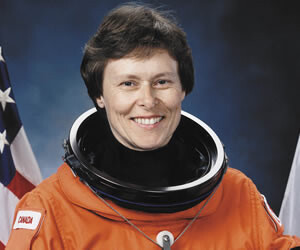 Roberta Bondar - images