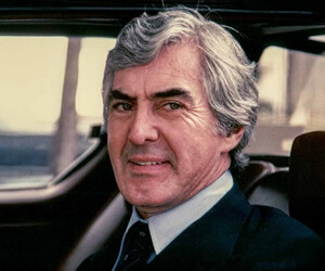 John DeLorean - images