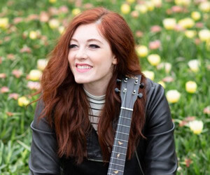 Mandy Harvey - images
