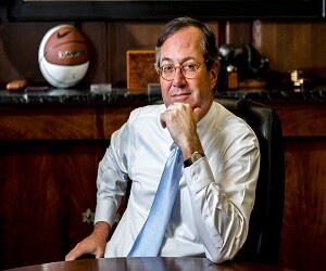 Warren Stephens - images