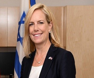 Kirstjen Nielsen - images