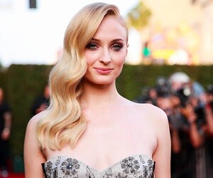 Sophie Turner - images