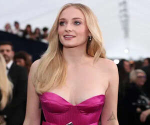 Sophie Turner - images