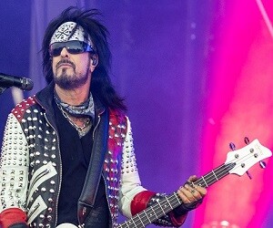 Nikki Sixx - images