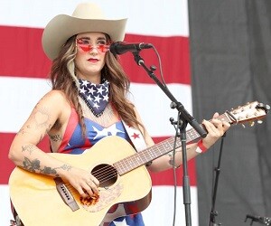 Sierra Ferrell - images