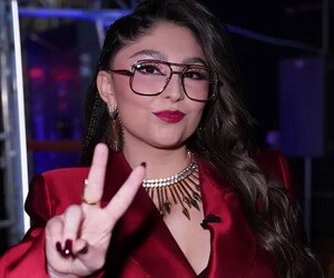 Lucia Flores-Wiseman - images