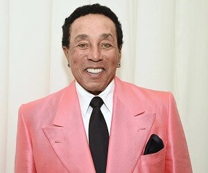Smokey Robinson - images