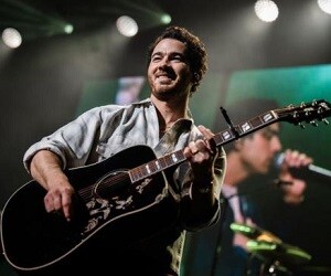 Kevin Jonas - images