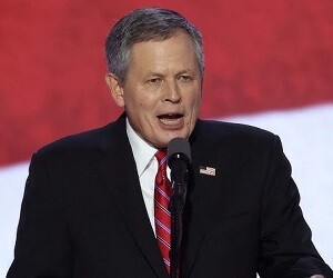 Steve Daines - images