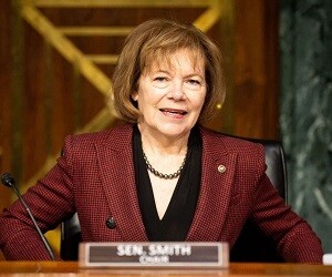 Tina Smith