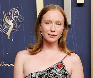 Hannah Einbinder - images