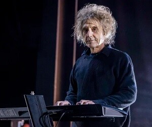 Perry Bamonte - images