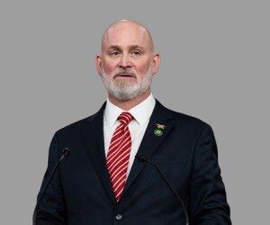 Derrick Van Orden - images