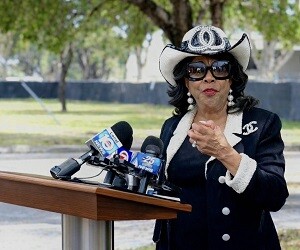 Frederica Wilson - images
