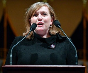 Lizzie Fletcher - images