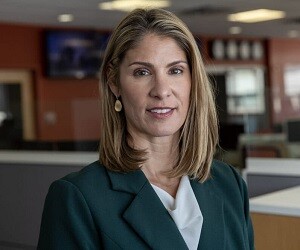 Lori Trahan - images