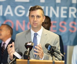 Seth Magaziner - images