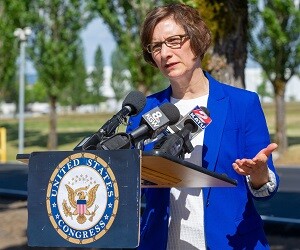 Suzanne Bonamici - images