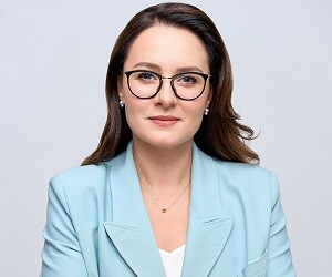 Yulia Svyrydenko - images