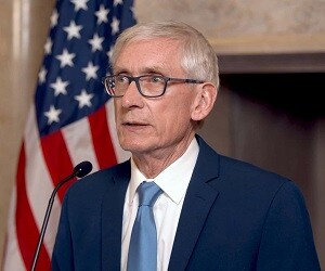 Tony Evers - images