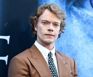 Alfie Allen - images