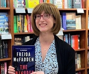Freida McFadden - images