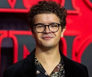 Gaten Matarazzo - images
